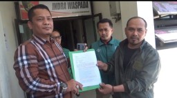 Ketua Lembaga Advokasi Hukum dan Hak Azasi Manusia DPC PKB Sumedang, Jandri Ginting melaporkan Mantan Wasekjen DPP PKB Lukman Edy ke Kepolisian. 