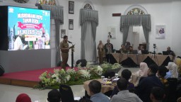 Bupati Sumedang Dony Ahmad Munir membuka secara resmi Musyawarah Perencanaan Pembangunan (Musrembang) Rencana Pembangunan Jangka Menengah Daerah (RPJMD) 2026 yang dilaksanakan di Gedung Negara Sumedang. Selasa (15/4/2025) 
