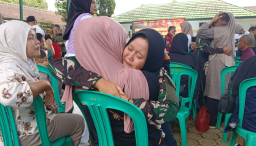 Suasana penuh haru menyelimuti halaman Makodim 0610/Sumedang, Senin (2/6/2025),