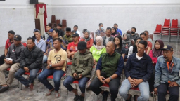 Polres Sukabumi Kota menyerahkan 12 remaja yang terbukti positif mengonsumsi obat keras terbatas saat mengikuti unjuk rasa Gerakan Amarah Rakyat Sukabumi ke Badan Narkotika Nasional (BNN) Kabupaten Sukabumi untuk menjalani proses rehabilitasi, Selasa (2/9