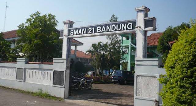 Ratusan Siswa SMAN 21 Kota Bandung Batal Study Tour, 400 Juta Dibawa Kabur Agen Travel
