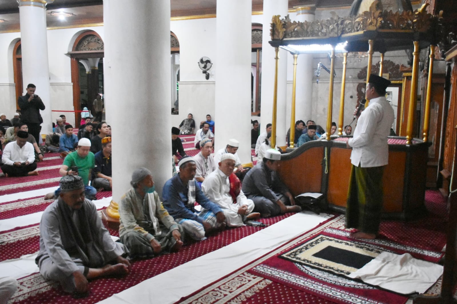 Kultum Sebelum Sholat Tarawih, Bupati Sumedang Ajak Warga Untuk Naik Kelas Dalam Beribadah