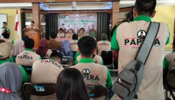 Keterangan: Ratusan pedagang di Pasar Pagi Kaliwungu, saat mengikuti acara deklarasi dukungan kepada Prabowo sebagai Capres 2024, Minggu 28/05/2023. (Roni/Jateng Memanggil)