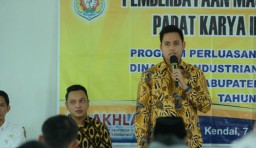 Keterangan: Bupati Kendal, Dico M Ganinduto, saat mensosialisasikan program Padat Karya 2023 Kendal, di Desa Mulyosari, Sukorejo, Kendal, Rabu 07/06/2023. (Jateng Memanggil/Ist)