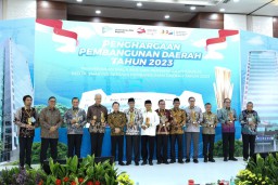 Penghargaan dari Badan Perencanaan Pembangunan Nasional (Bappenas) Republik Indonesia itu merupakan kali ketiga diterima Provinsi Jateng pada era kepemimpinan Gubernur Ganjar Pranowo.(Memanggil.co/Ist)