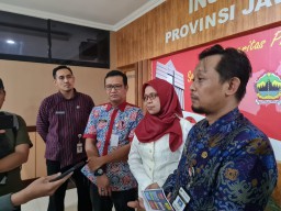 Inspektorat Jateng bersama Ombudsman RI Perwakilan Jateng, melakukan pengawasan terhadap proses PPDB SMA/SMK 2023 untuk menjamin tahapan PPDB berintegritas, akuntabel, adil, dan transparan.(Ist)