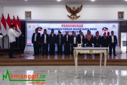 Keterangan: Pengurus Forsekdesi periode 2023-2028, saat dikukuhkan, di Pendopo Kendal, Rabu 22/11/2023. (Roni/Jateng Memanggil)