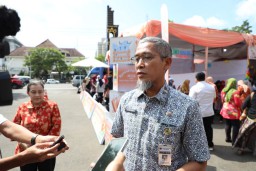 Sekretaris Daerah (Sekda) Jateng, Sumarno, Saat Diwawancarai Awak Media (Jateng Memanggil/Hms)