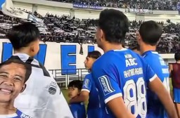 Keterangan: Tangkapan layar di akun IG persibtlk.id, saat Persib Bandung merayakan kemenangan di Liga 1 Indonesia. (dok/Jateng Memanggil)