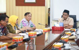 Keterangan: Wagub Jateng, Taj Yasin, saat menerima kunjungan Komnas HAM RI di ruang kerjanya, Selasa 29/4/2025. (Hms/Jateng Memanggil)