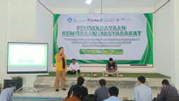 Keterangan: PD MES Kabupaten Kendal bersama tim akademisi Universitas Wahid Hasyim, saat memberikan wawasan dalam acara Pendampingan Penyiapan Kawasan Wisata Halal Jabal Nur Kaliwungu Selatan itu digelar pada Ahad, 27 Juli 2025 bertempat di Aula Yayasan A