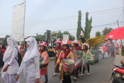 Keterangan: Sejumlah warga Desa Gemuhblanten saat mengikuti acara karnaval, di Desa Gemuhblanten. (dok/Jateng Memanggil)
