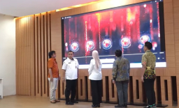 Keterangan: Bupati Kendal, Dyah Kartika Permanasari (tengah) saat melaunching aplikasi Perkasa, di Ruang Abdi Praja Kendal. (Hms/dok)