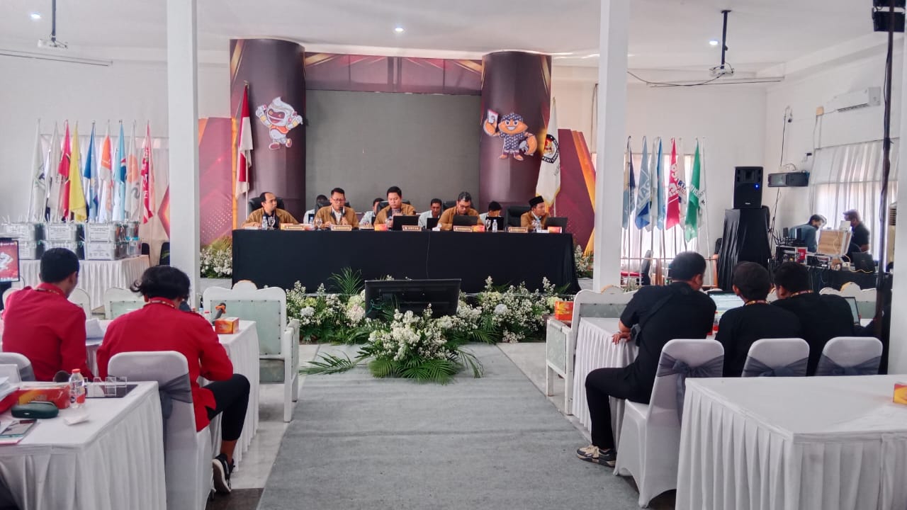 KPU Kendal Rekap Hasil Penghitungan Suara Pilkada 2024