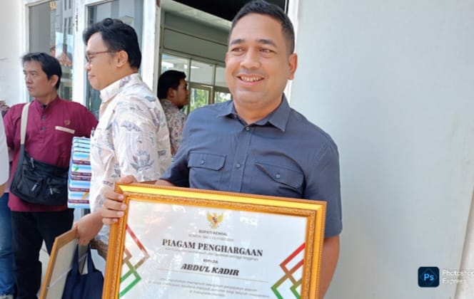 Tertib Bayar Wajib Pajak, Dirut PT Radik Jaya Raih Penghargaan