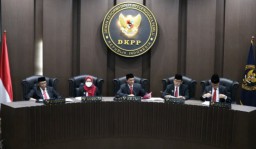 DKPP bakal menggelar sidang pemeriksaan dugaan pelanggaran Kode Etik Penyelenggara Pemilu (KEPP) terhadap Ketua KPU RI Hasyim Asy'ari. (Memanggil.co/Ist)