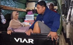 Mudik lebaran pakai gerobak motor roda tiga. (Memanggil.co/Antara)