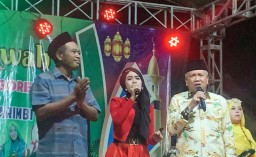 Bambang Sadono mengunjungi Desa Plosorejo, Kecamatan Banjarejo, Kabupaten Blora, yang sedang gasdeso merti bumi, 15 Juni 2023. Ketemu Kades Ahmad Muslih, Gus Zubhan Masyhuri Mojowetan, sekaligus menyampaikan amanah anggota DPRD Jawa Tengah Padmasari Mesti