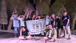 Unit Kegiatan Mahasiswa (UKM) Kelompok Pecinta Nalar (KPN) IAIN Kudus menjadi volunteer festival Memeden Gadhu (Memanggil.co/lst)