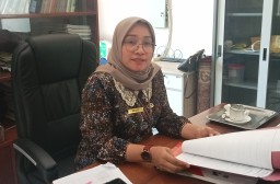 Direktur RSUD dr R Soeprapto Cepu, drg Wilys Yuniarti saat ditemui dalam sebuah kesempatan di kantornya. (Memanggil.co/Ist)