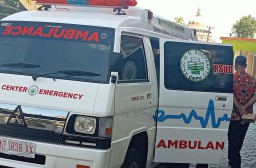 Ambulance RSUD dr R Soeprapto Cepu, Kabupaten Blora, Jawa Tengah. (Memanggil.co/Ist)