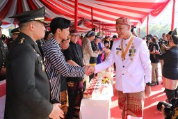 Ganjar mengajak masyarakat perlu menjaga dan merawat bangsa. (Memanggil.co/ist) 