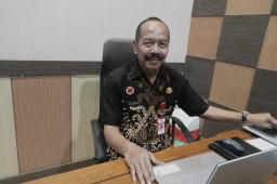 Kepala DKK Blora, Edi Wilayah saat ditemui wartawan di kantornya. (Memanggil.co/Ist) 