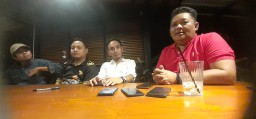Sulistyanto (Baju Putih) terpilih secara aklamasi sebagai ketua KONI Kudus periode 2023-2027. (ist)  