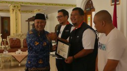 17 Badan Usaha Milik Negara (BUMN) berkomitmen mengalokasikan dana Corporate Social Responsibility (CSR) untuk peningkatan sektor pariwisata dan Usaha Mikro, Kecil dan Menengah (UMKM) di Temanggung. (memanggil.co/hms)