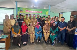Foto bersama seusai Musrenbang Kelurahan Kunden, Kecamatan Blora, Kabupaten Blora, Jawa Tengah. (Memanggil.co/Ist) 