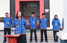 Kepala Dinas PMD Kabupaten Blora, Yayuk Windrati ketika menyampaikan sambutannya. (Memanggil.co/Ist) 