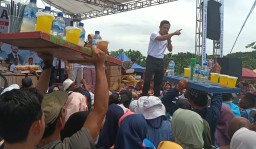 Jalan Sehat Indonesia Maju 02 di Lapangan Sambongrejo, Kecamatan Tunjungan, Kabupaten Blora, Jawa Tengah. (Memanggil.co/Ist) 