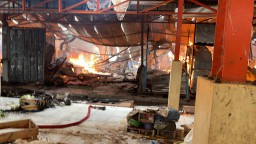 Pasar Ngawen Blora Kebakaran, Dindagkop UKM Blora Turun Langsung ke Lokasi