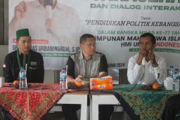 Himpunan Mahasiswa Islam (HMI) Blora memperingati milad HMI ke-77 dengan sarasehan bersama Anas Urbaningrum (Memanggil.co/Ist)