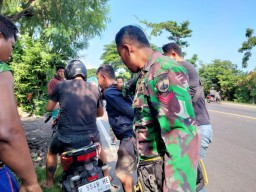 Seorang pemuda berinisial AS, penjual bakso di Lasem terpaksa diamankan polisi karena kepergok mencuri motor di Desa Soditan Kecamatan Lasem Kabupaten Rembang, Kamis 29 Februari 2024.(Foto: rinduwan/memanggil.co)