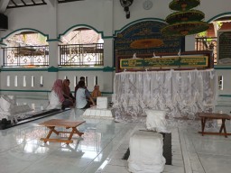 Makam Sunan Pojok, makam suci di jantung Kota Blora (Memanggil.co/Kusno Winoto)