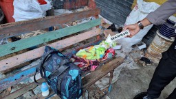 Bayi berjenis kelamin laki-laki yang diletakkan di depan salah seorang rumah warga di Cepu Blora, Minggu (12/5/2024) sekitar pukul 04.00 WIB (Memanggil.co/Ist)