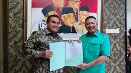 Arief Rohman saat menerima rekomendasi dari DPP PKB untuk maju pilkada Blora 2024, Selasa (4/6/24) (Memanggil.co/Ist)