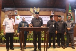 Rapat paripurna yang berlangsung di ruang pertemuan DPRD Blora, Rabu (31/7) (Memanggil.co/Ist)