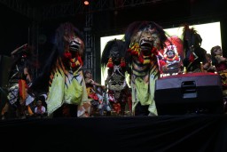 Pagelaran Barongan di Lapangan Kridosono, Sabtu (10/8/2024) (Memanggil.co/Ist)