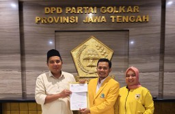 Siswanto terima mandat dari DPP Golkar untuk kembali jadi wakil ketua DPRD Blora (Memanggil.co/Ist)