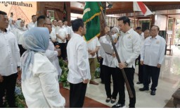 Pengukuhan kepengurusan baru yang dipimpin langsung oleh Ketua Umum KADIN Jawa Tengah, Hary Nuryanto Soediro dilaksanakan di Pendopo Rumah Dinas Bupati Blora, Senin (23/9/2024) (Memanggil.co/Helmi Hidayat)