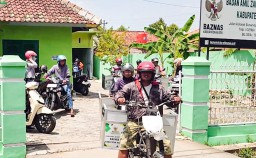 Baznas Kabupaten Blora menyalurkan bantuan gerobak usaha. (Memanggil.co/Ist) 