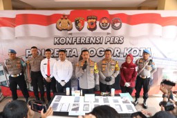 Selebgram promosikan situs judi online ditangkap satreskrim Polresta Bogor Kota, terancam 10 tahun penjara. ( memanggil.co/ist) 