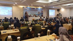 Bawaslu Kota Bogor menggelar rapat koordinasi persiapan, dan pembinaan, pencegahan pelanggaran Pilkada 2024 serentak di Hotel Pajajaran Kota Bogor, senin ( 04/11/2024).( memanggil.co/Y.Irawan) 
