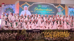 Silaturahmi pengurus Muslimat NU untuk Khofifah-Emil.