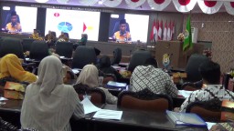 Keterangan: Para pengurus PC Muhammadiyah Kendal, saat mengikuti seminar hukum, di Gedung DPRD Kendal, Sabtu 02/11/2024. (Ist/Memanggil)