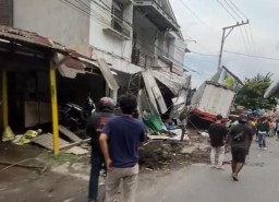 Kecelakaan maut di turunan Silayur Ngaliyan (Memanggil.co/Tangkapan layar)