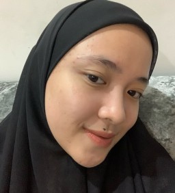 Tahi lalat pada Nissa Sabyan (Memanggil.co/Tangkapan layar Instagram Nissa Sabyan Gambus)