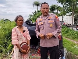 Purnomo dan Damini (warga Blora yang terlantar di Lamongan) (Memanggil.co/Instagram @purnomopolisibaik)